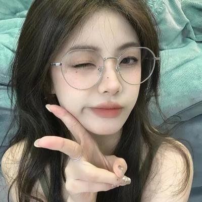 爱开玩笑的人海报